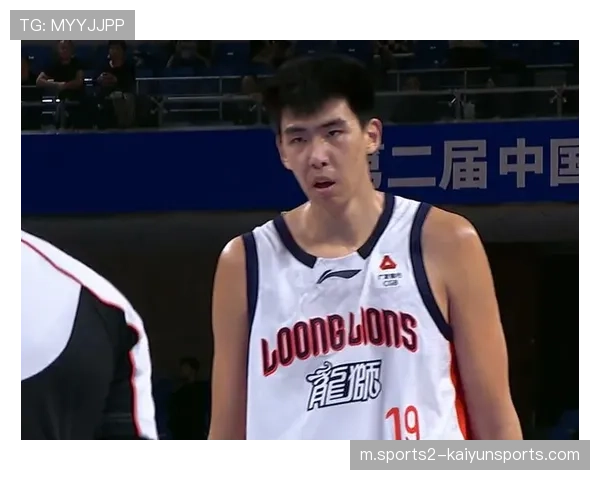 徐昕17+10+4帽统治内线 租借广州迎来生涯蜕变